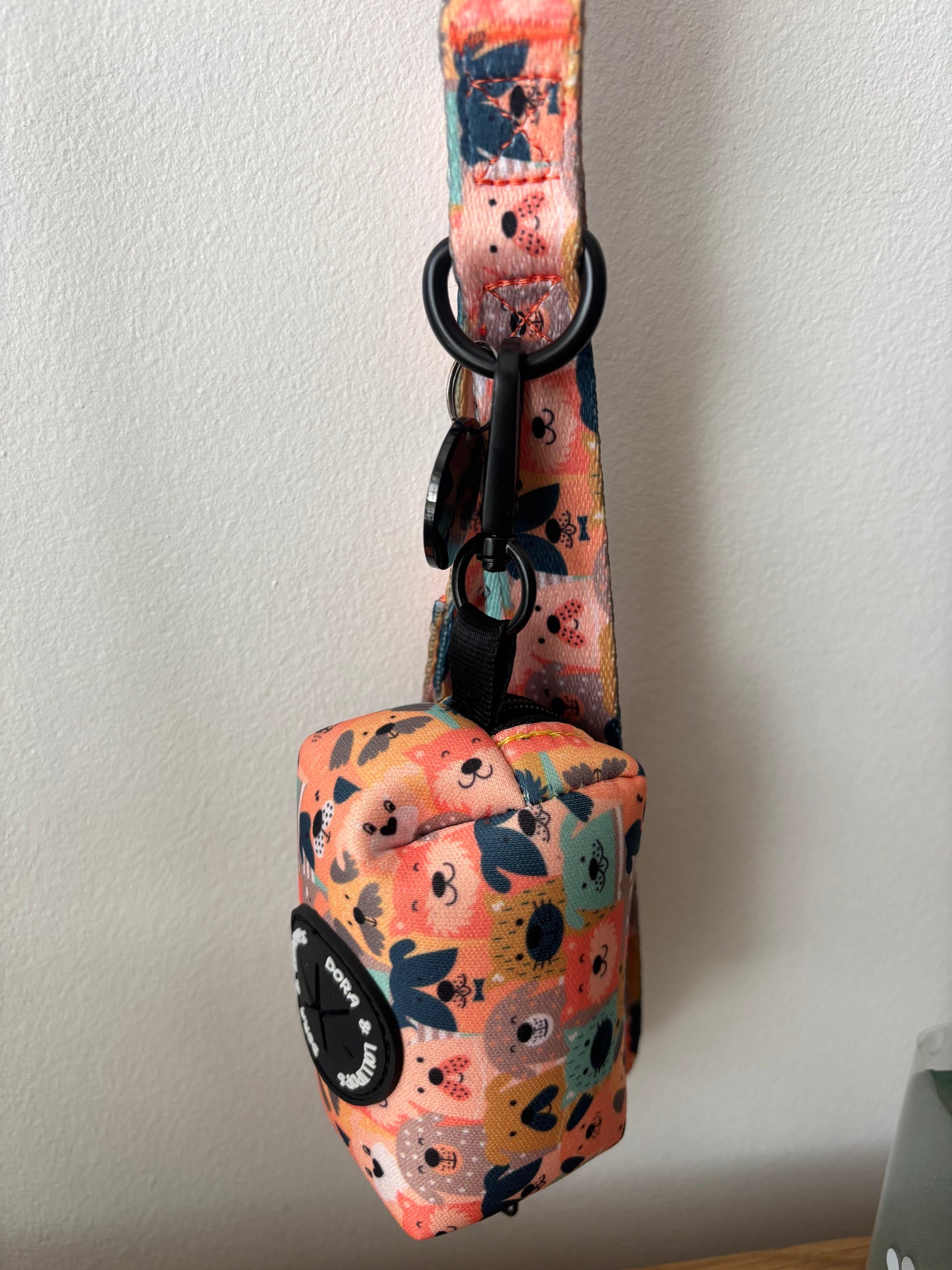 Dogs Club Poop Bag Holder / Mini Treat Bag